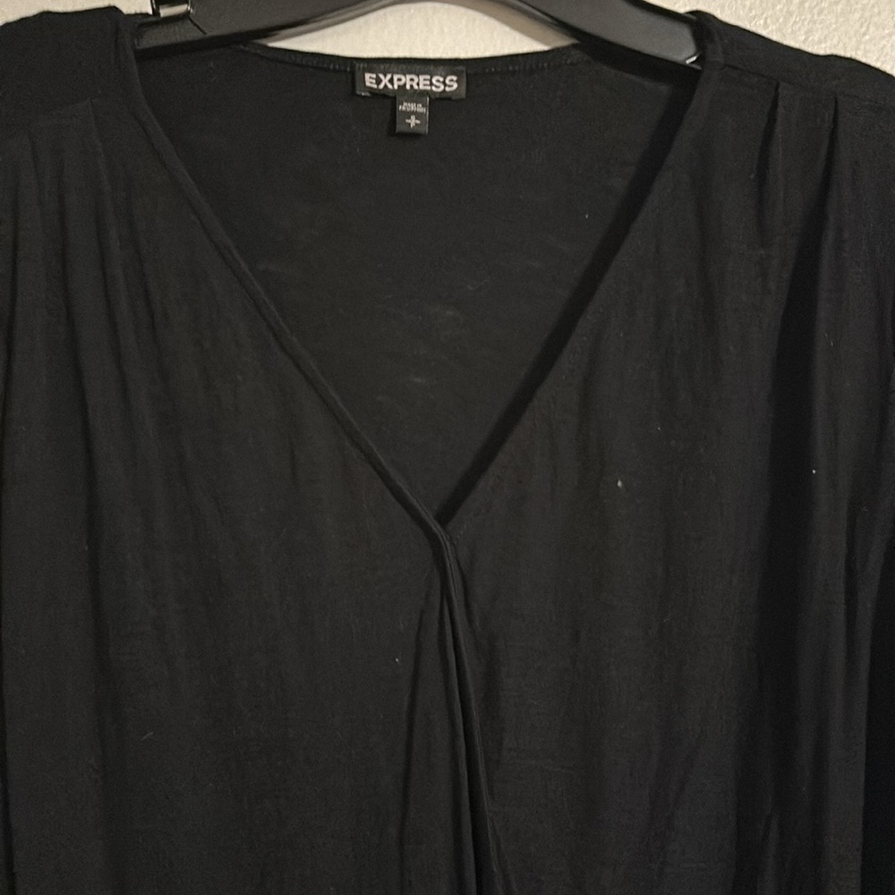 Express Top - Picture 2 of 5